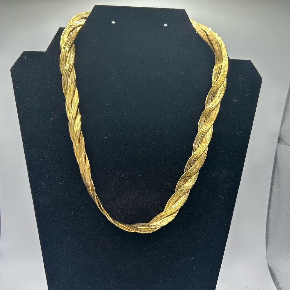 VTG Avon Herringbone Necklace Weave Braided Twist Gold Tone Statement 19"